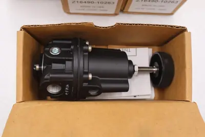 FAIRCHILD PNEUMATIC REGULATOR Z16490-10263  STOCK 3963