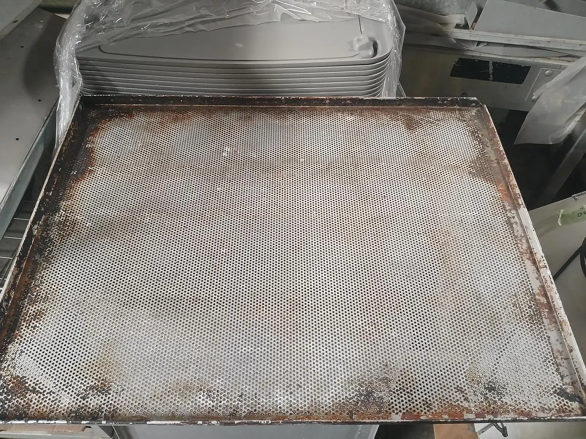 Perforated sheet tray