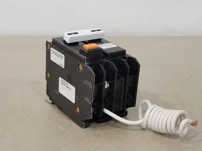 Used EATON QBGFEP2015 Switchgears British Columbia CA | Lenmark #239329