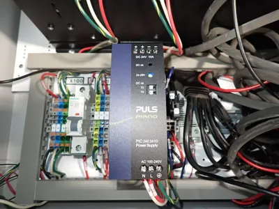 USED SICK 2099381