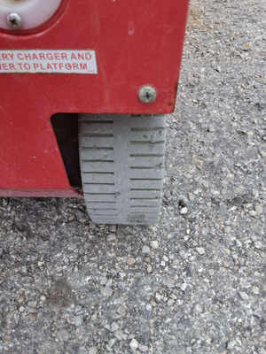 USED 2023 MEC 1330SE