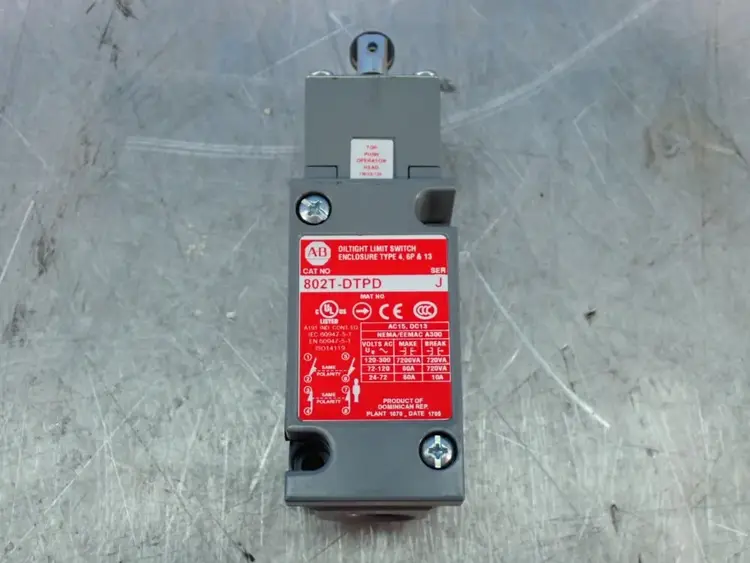 Used ALLENBRADLEY 802TDTPD Relays & Switches Ohio US | HGR 24 #907480