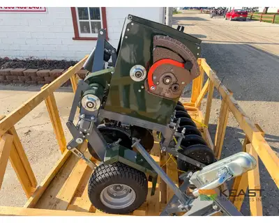 Used PH OUTDOORS _UNKNOWN_ Food Plot Seeders Iowa US | Keast Enterprises #1360392