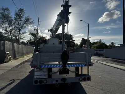 Used 2014 NATIONAL 300C Truck-Mounted Cranes Florida US | Truck and Van Outlet #1509145
