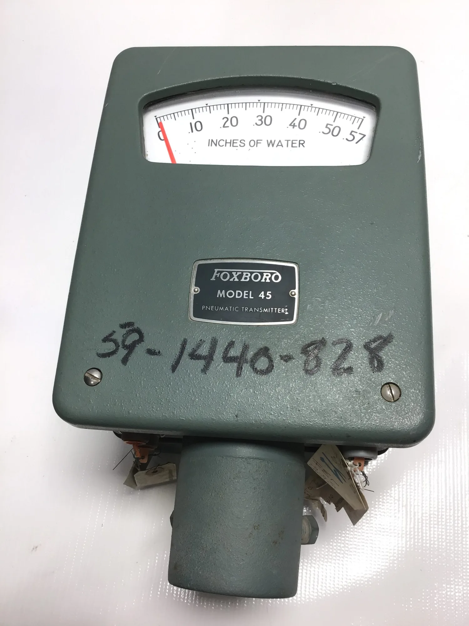 Foxboro Model 45 Pneumatic Transmitter 0-.57 Inches of Water 20 PSIG Air Supply