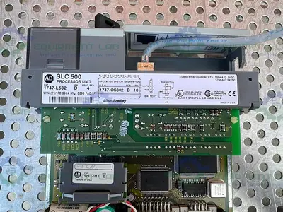 USED ALLEN BRADLEY SLC 500 1746-P1 PROCESSOR UNIT W/ 1747-L532, 1746-NT4 MODULES