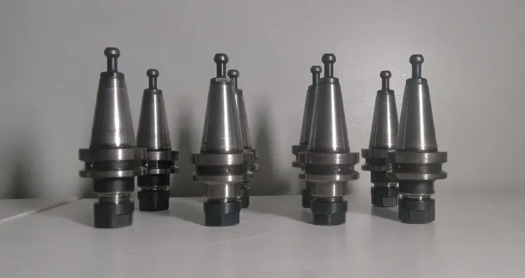 Used PARLEC BT30 Tool Holders | MachineStation #946631