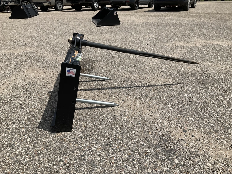 Used TOMAHAWK 49" ROUND BALE HAY SPEAR AND FRAME Bale Spears Michigan US | Miedema Asset Management Group #1342387