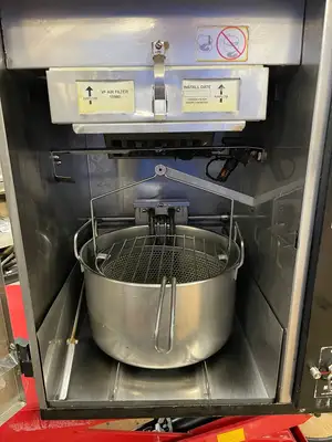 Used Broaster Used Broaster VF-3i SmartTouch 21lb Ventless Fryer with ANSUL System 120/208V 1PH Cookers / Coolers / Fryers Illinois US | Falcon Restaurant Supply #1375199