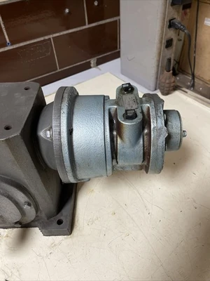 USED GAST 8AM-32A-FB20