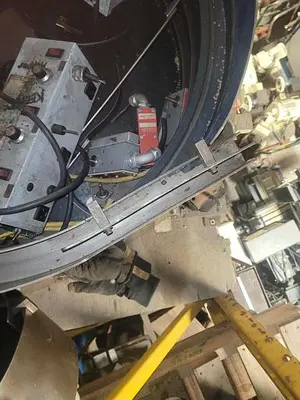 30'' SST Vibratory Feeder Bowl w/ Controller and Base 10'' Depth 1 3/4'' Ridges