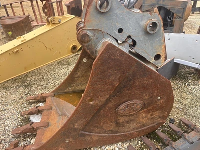 Used GEITH EC160 Multipurpose Buckets Tennessee US | Moore Equipment #1517371