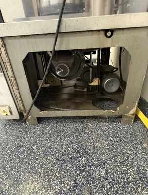 USED 2003 BOSCH 700