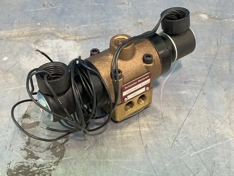 Used SCHRADER BELLOWS B9022021 Pumps Ohio US | HGR 24 #1290322