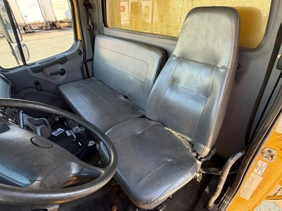 Used 2012 FREIGHTLINER BUSINESS CLASS M2 26' BOX TRUCK Box trucks Ohio US | Miedema Asset Management Group #1709373