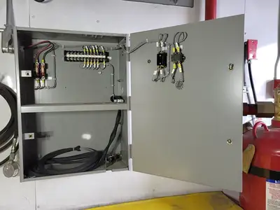 5 kV E-House Genset Control Room PDC w/ 9 x 1200 amp Breaker