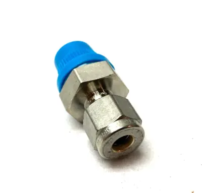 USED SWAGELOK STAINLESS STEEL MALE TUBE CONNECTOR FITTING 1/4" ISO THREAD