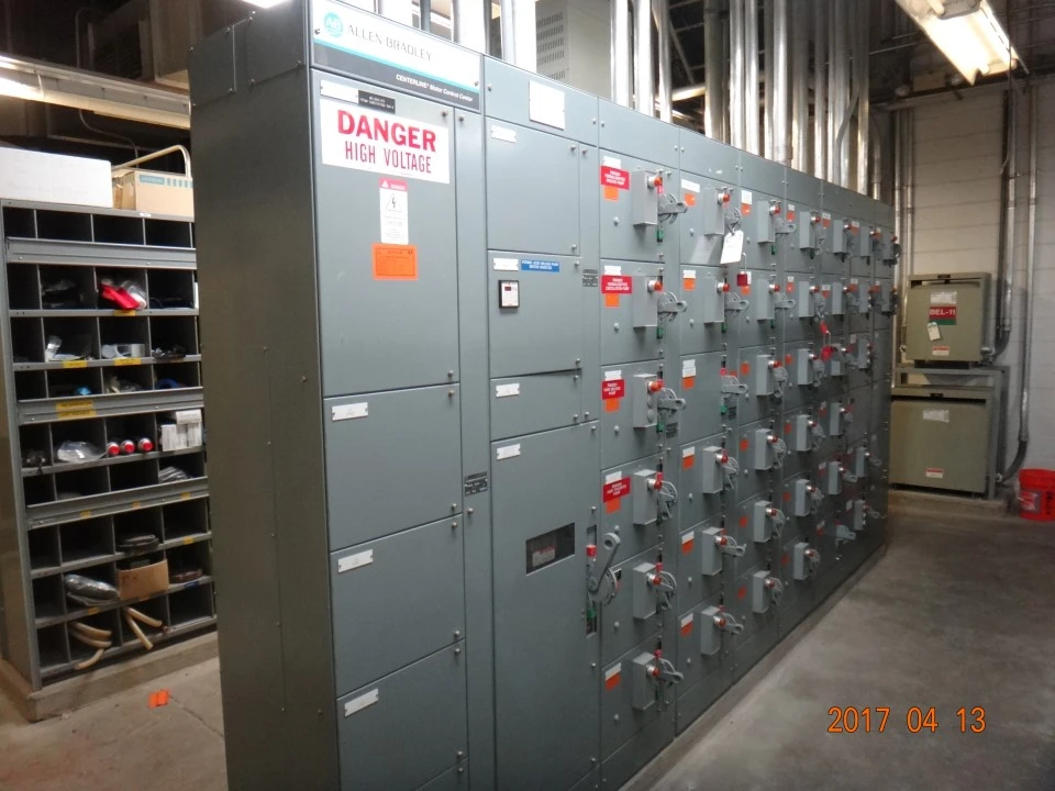 Allen Bradley Centerline Motor Control Center 260-173