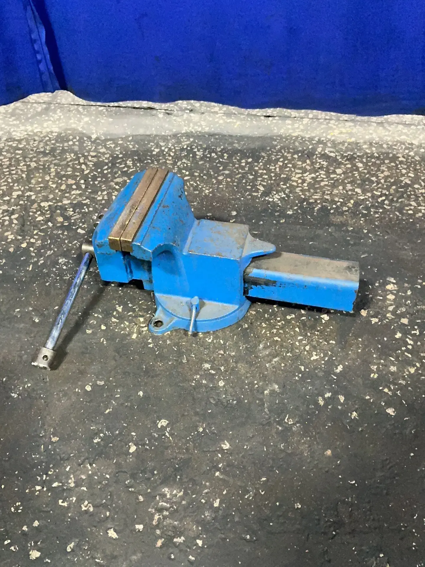 8” Bench Vise