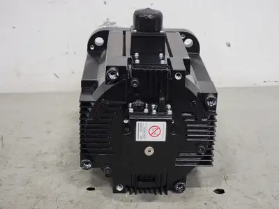 NEW YASKAWA SGMRS-37A2A-YR13