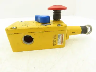 Allen Bradley 440E-L13043 E Lifeline 4 Guardmaster Cable Pull Safety Stop Switch