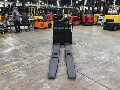 Used 2022 HYSTER BE080ZHD Pallet Jacks | Russell Equipment #723633