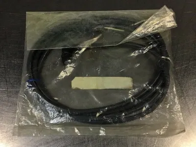 OMRON Y92E-P1D2V2 Connector. 5E