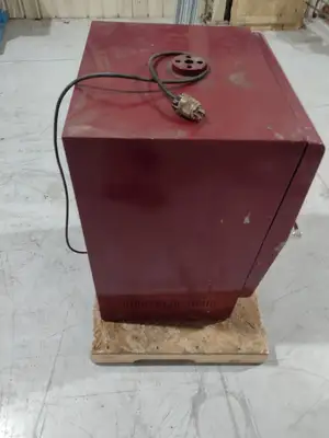 Used Central Scientific Cenco Gravity Convection Oven Lab Ovens Michigan US | Maverick Industrial Sales #1397538