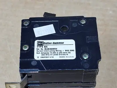 Used CUTLER-HAMMER BAB3090H Switchgears British Columbia CA | Lenmark #1438335