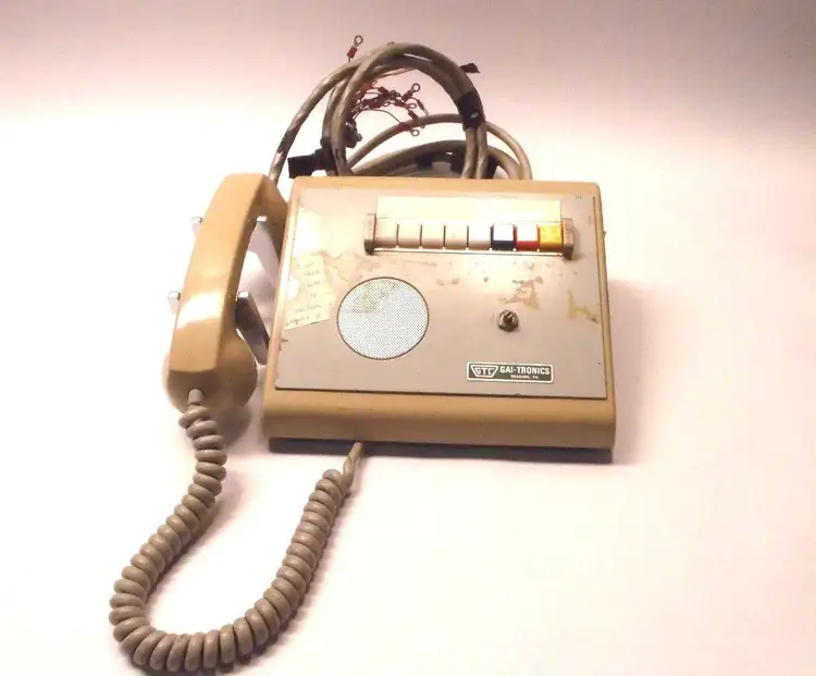 Used GAI-TRONICS SUBSET DESK TOP STATION Misc Industrial Equipment | Maverick Industrial Sales #1109011