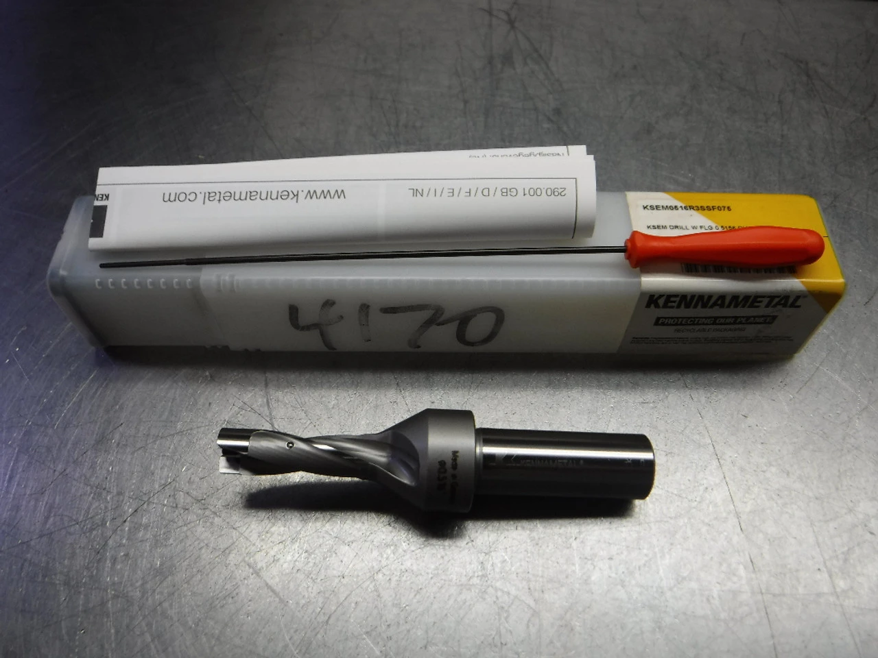 Kennametal KSEM .516" Coolant Thru Indexable Drill KSEM0516R3SSF075 (LOC1146A)