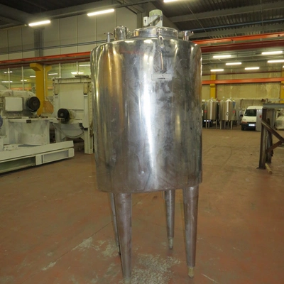 Breil Et Martel 800 Litre Tanks SS Europe 0-4,999 Litres | Perry Equipment (1)