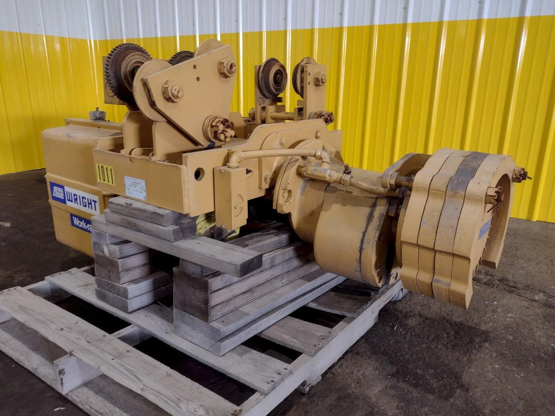 USED ACCO WRIGHT