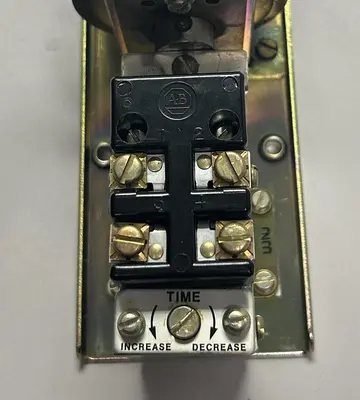 New | in-Stock ALLEN-BRADLEY 849DC-ZOH32 Timers Ohio US | Surplus Asset Holdings #1233604