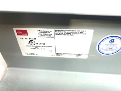 USED HOFFMAN NVENT WIREWAY 4"X4"X48" TYPE 12 LAY-IN HINGED COVER