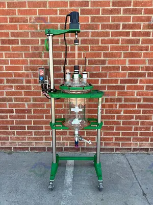 Used 2020 CHEMGLASS 30 LITER GLASS REACTOR W/ CHEMGLASS OVERHEAD 1/4 HP STIRRER Reactors | Equipment Lab #486660