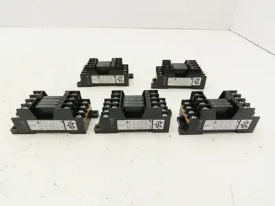 Automation Direct RS4N-DE Fuji Socket Mount 4 Card Relay 24VDC 5A Lot of 5