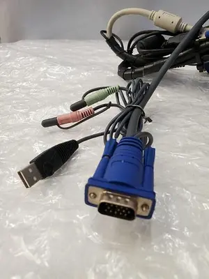 IO GEAR GCS1732 EXTREME MINIVIEW 2 PORT KVMP SWITCH