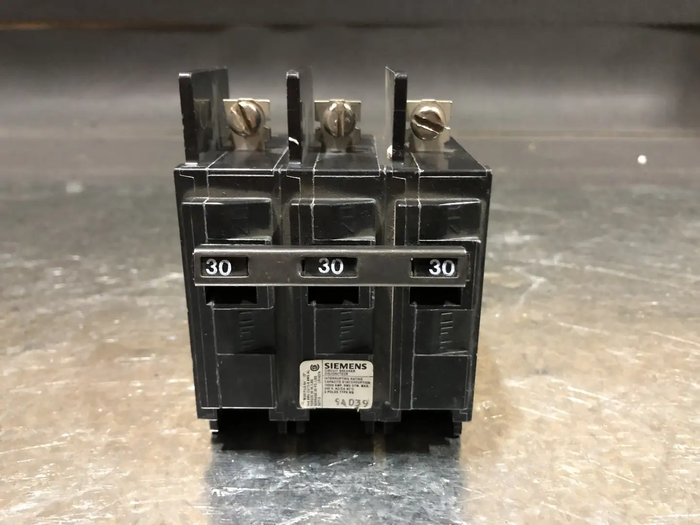 Used SIEMENS BQ3B030 Switchgears British Columbia CA | Lenmark #244323