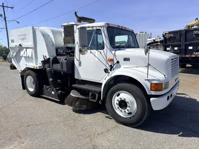 Used 2001 INTERNATIONAL 4700 Dump trucks North Carolina US | Levan Equipment #1545589