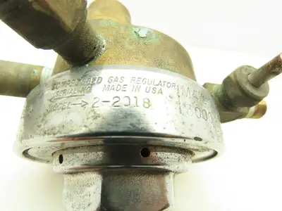 MG Industries LV33464 Dual Gauge Gas/Pressure Adj. Reg. Model 158 4000PSI 60PSI
