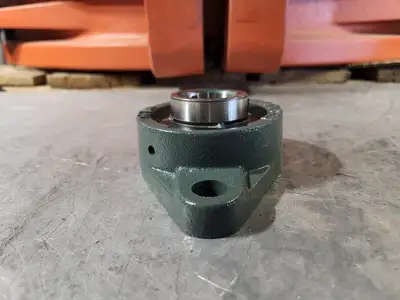 NEW NTN UCFL207-108
