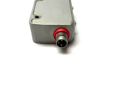 USED KEYENCE SELF-CONTAINED CMOS DISTANCE BASED LASER SENSOR 3-PIN M8