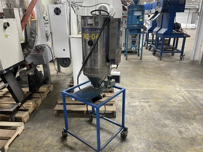 USED UNA DYN AD-40