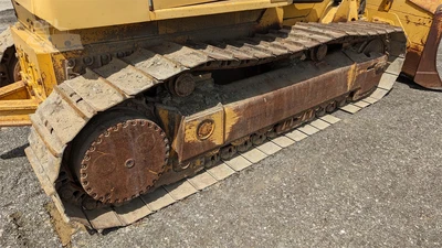USED 2006 DEERE 750J LT