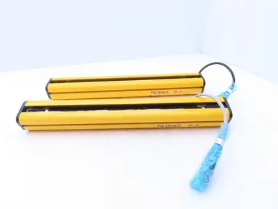 Keyence SL-C20HM Safety Light Curtain Set 425mm Protection Zone 20 Beam 24VDC