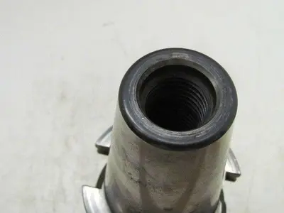Briney C2232D V50E-200-562 Cat 50 2"End Mill Holder 5 1/2" Projection Coolant