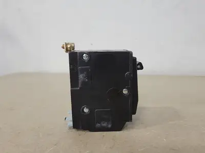 USED SQUARE D QOB240