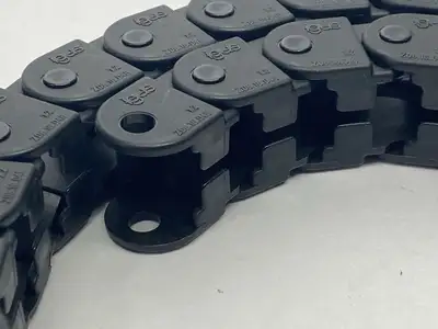 080.16.12 | Igus  E-Chain Cable Carrier With Mounting Bracket 25 Links - New Other
