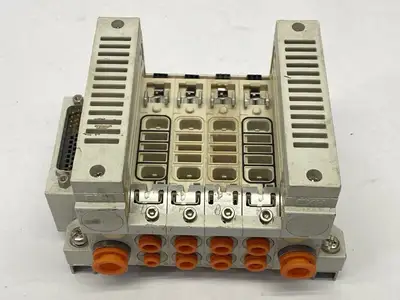VV5Q21-04N7FU0-D05 | SMC  Pneumatic Plug-In Manifold 4-Port - Used